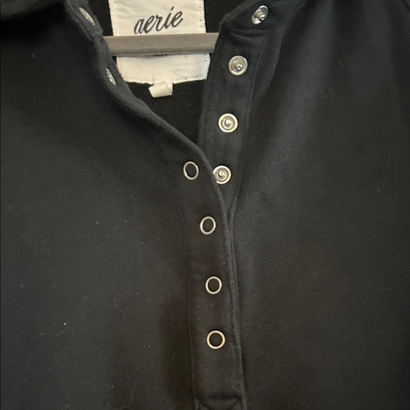 Aerie Black Sweatshirt - Picture 3 of 7